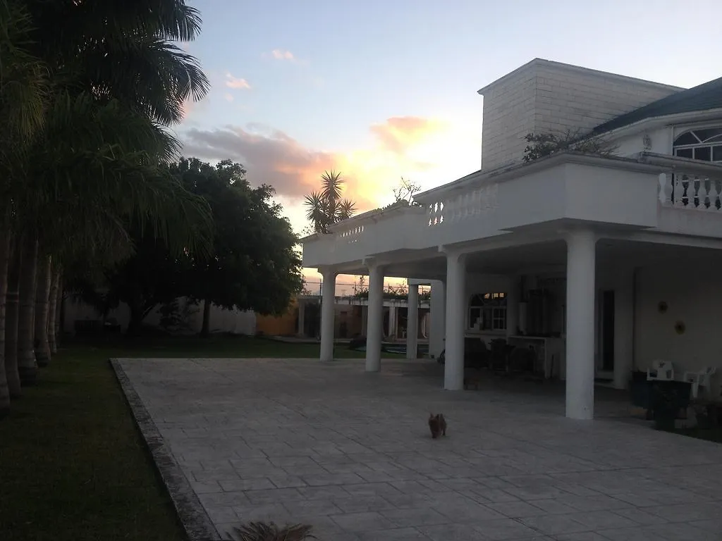 Bed & Breakfast Casa Tz'Unun B&B Cancun Mexico